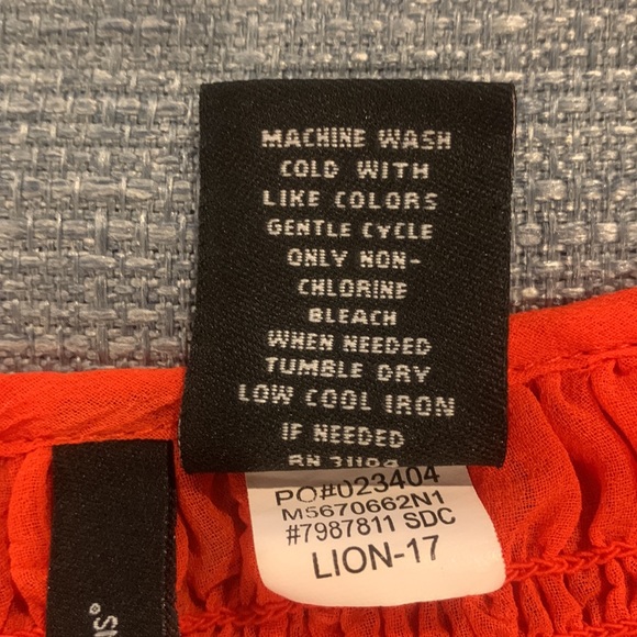 New Directions Orange Smocked Blouse Sz M - Picture 7 of 10